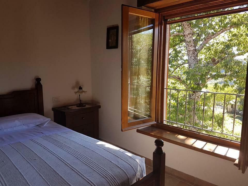 Agriturismo Il Falco Del Monte Fumaiolo Alfero Exteriör bild